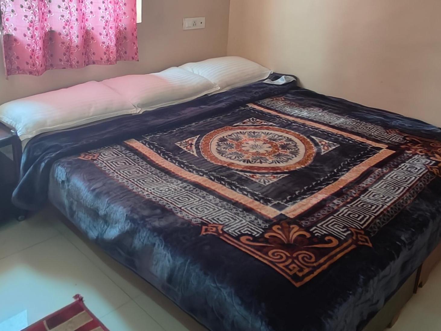 Hrs Budget Rooms Уті Номер фото